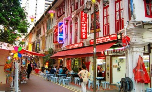 Restaurants-at-Colourful-Chinatown-Singapore